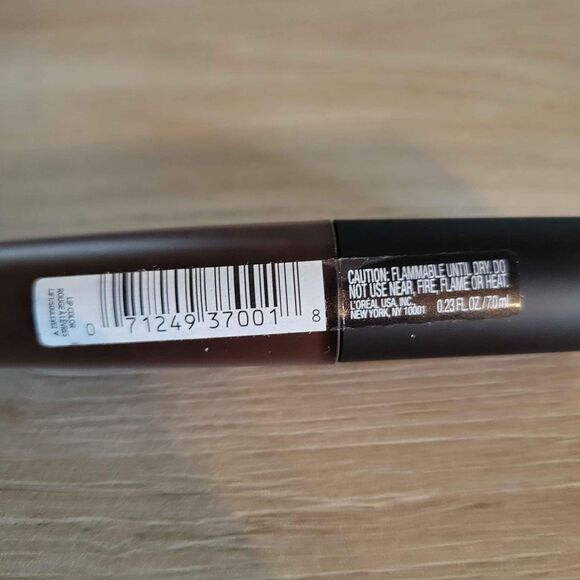 L'oreal Rouge Signature Lasting Matte Liquid Lipstick - Picture 2 of 2